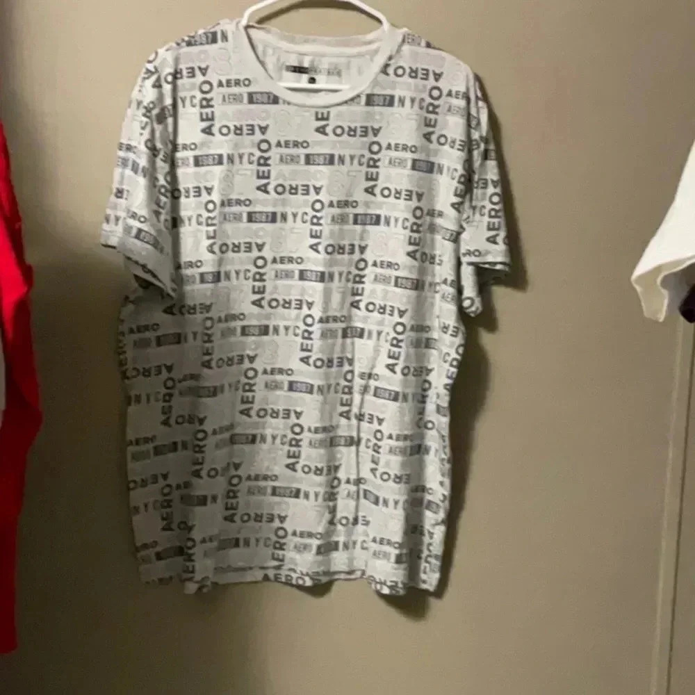 AEROPOSTALE